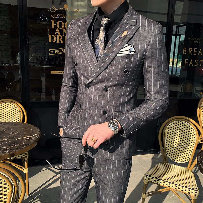 Garnitury Męskie Business Casual Solid Color Striped Trzyczęściowy Garnitur Slim Dwurzędowe Paski