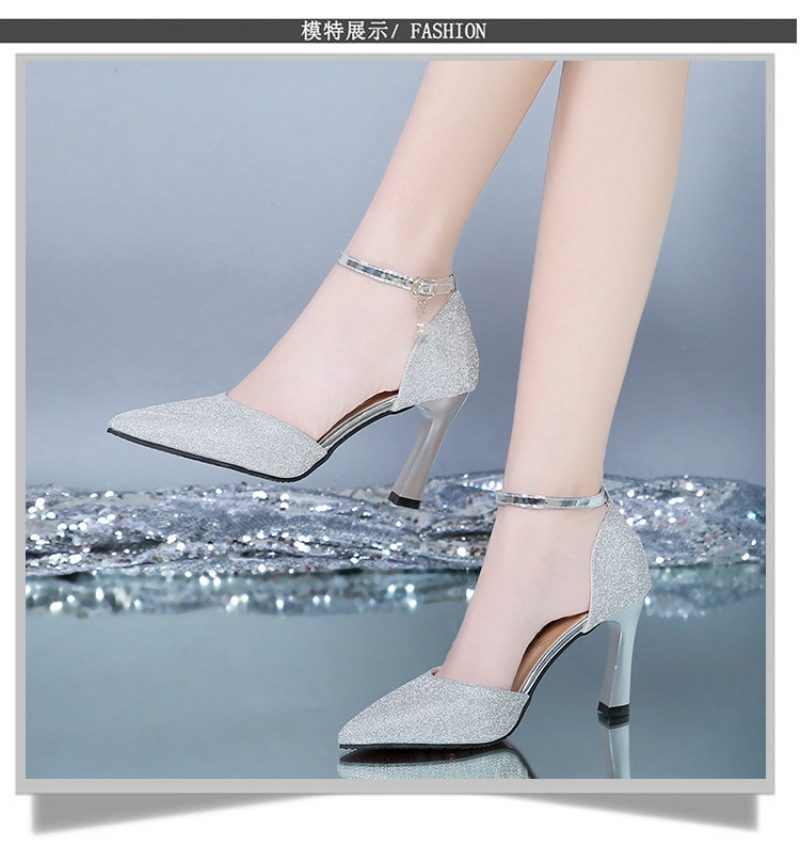 2024 Letnie Nowe Szpiczaste Buty Na Wysokim Obcasie Rhinestone Szpilki Modne Sandały Kobiece Słowo Klamra Płaskie Damskie