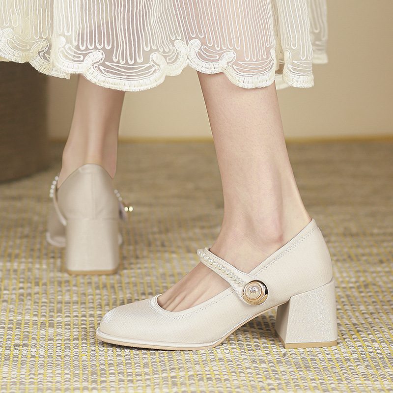 Płaskie Buty Na Wysokim Obcasie Damskie 2024 Wiosenne Nowe Eleganckie Na Grubym Kwadratowy Nosek Płytkie Usta Z Butami Do Spódnicy