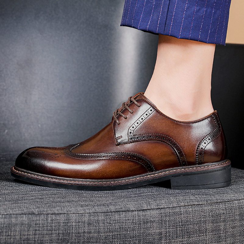 Wiosenne Nowe Męskie Buty Wizytowe Skórzane Business Casual Miękkie Podeszwy Ręcznie Robione Brogue Ślubne