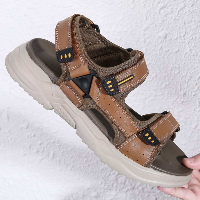 2024 Letnie Nowe Skórzane Męskie Sandały Plażowe Outdoor Casual Miękkie Dno Buty Duże Rozmiary Sportowe Na Plażę