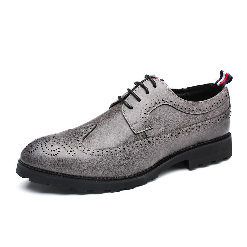 Nowe Biznesowe Buty Męskie Brogue Rzeźbione W Stylu Retro Wizytowe
